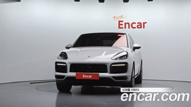 Porsche Cayenne 2022 — Photo 12/30