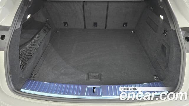 Porsche Cayenne 2022 — Photo 3/30