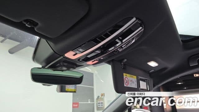 Porsche Cayenne 2022 — Photo 4/30