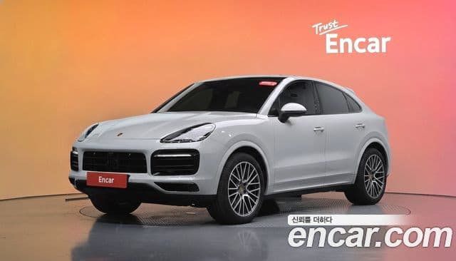 Porsche Cayenne 2022 — Photo 27/30