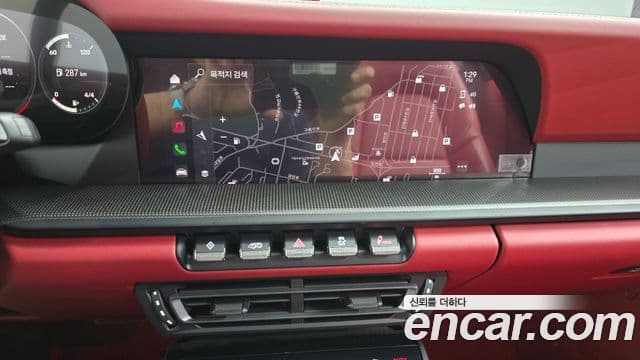Porsche 911 2023 — Photo 15/30