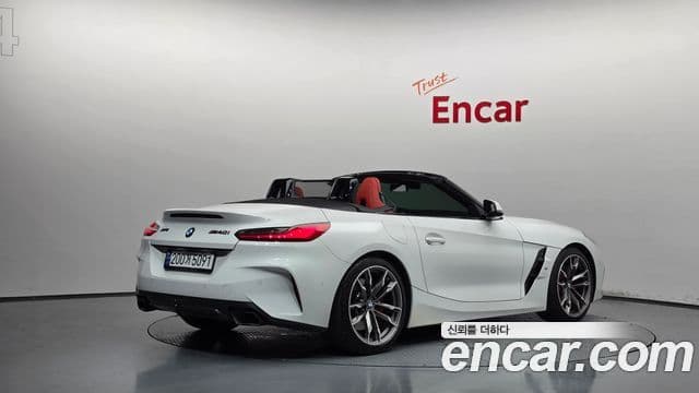 BMW Z4 2023 — Photo 16/31