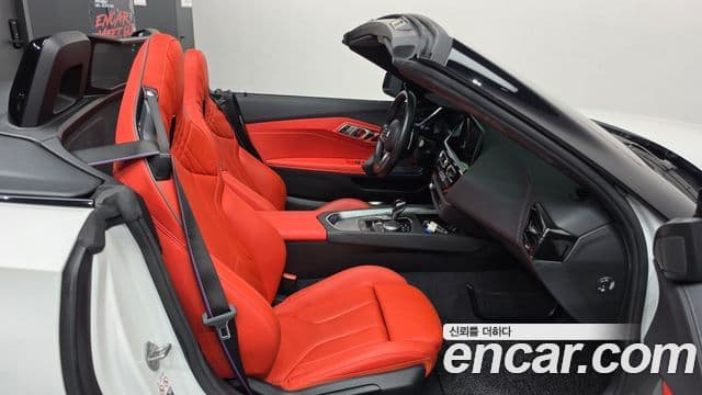 BMW Z4 2023 — Photo 24/31