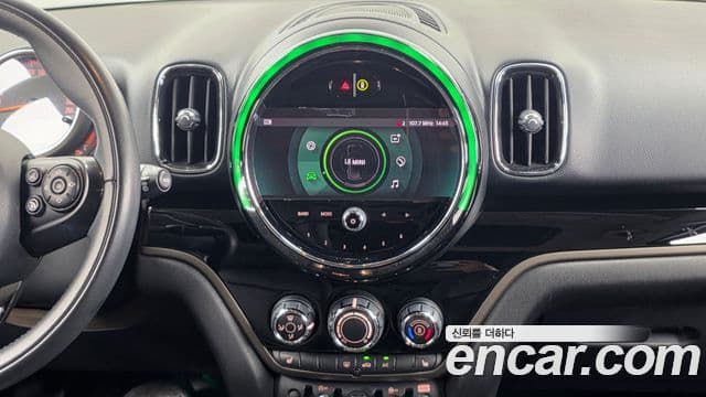 Mini Cooper D Countryman 2021 — Фото 14/20