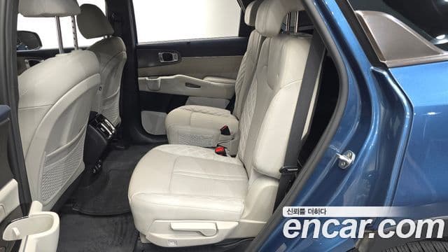 Kia Sorento 2020 — Фото 11/20