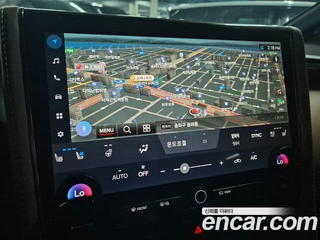 Toyota Alphard 2023 — Photo 10/20