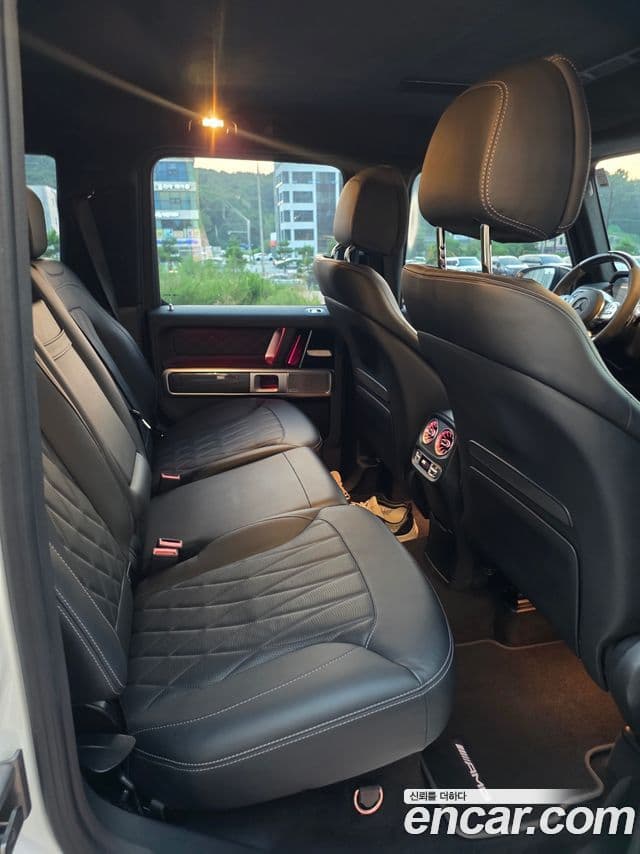 Mercedes-Benz G-Class 2021 — Photo 3/16