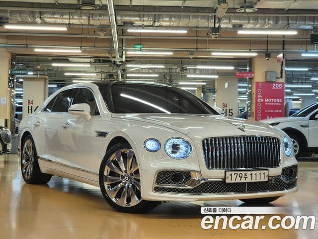 Bentley Flying Spur 2022 — Photo 15/20