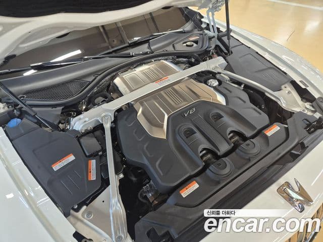 Bentley Flying Spur 2022 — Photo 8/20