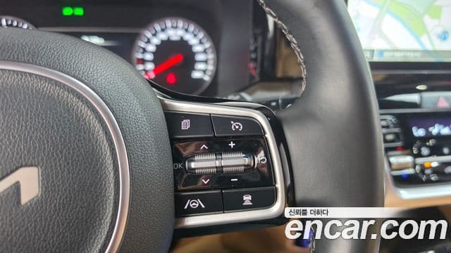 Kia Sorento 2021 — Фото 18/20