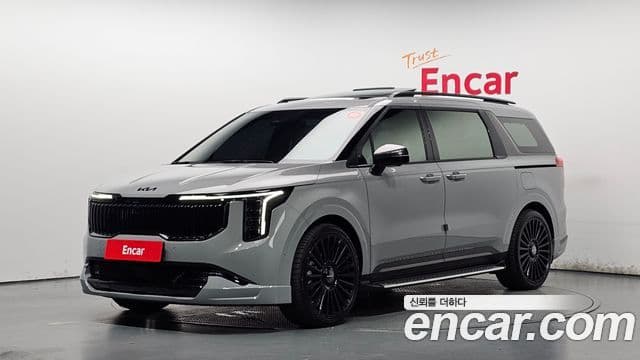 Kia Carnival 2024 — Şəkil 2/20