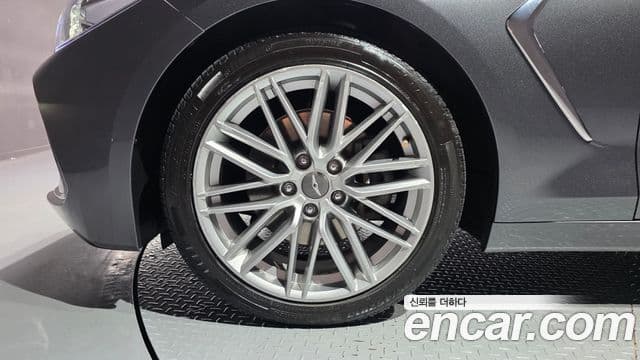Genesis G70 2019 — Şəkil 18/31