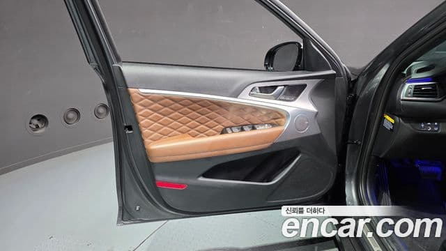 Genesis G70 2019 — Şəkil 12/31