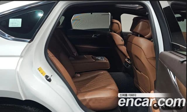 Genesis G80 2022 — ფოტო 16/20