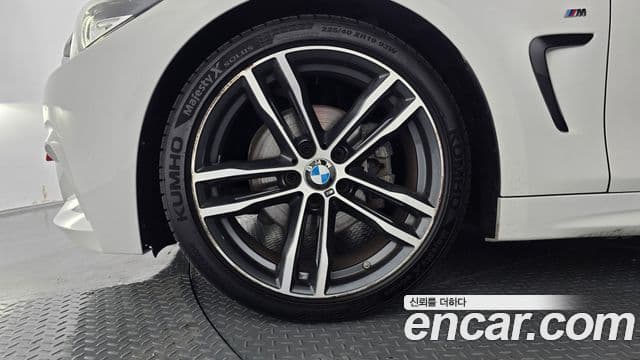 BMW 4 Series 2018 — Photo 3/32