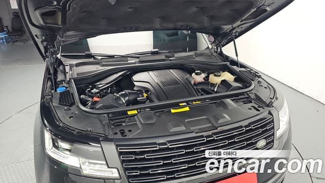 Land Rover Range Rover 2025 — Photo 31/42