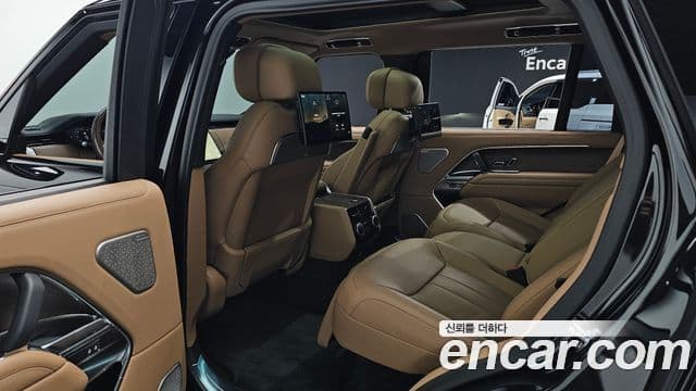 Land Rover Range Rover 2025 — Photo 7/42