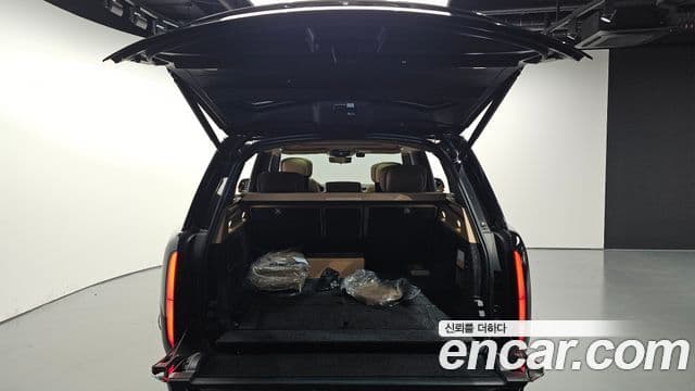 Land Rover Range Rover 2025 — Photo 6/42