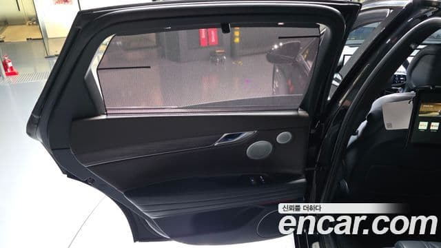 Genesis G80 2024 — Şəkil 25/34