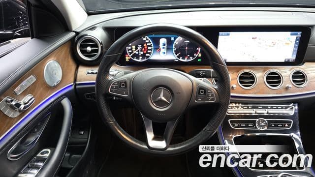 Mercedes-Benz E-Class 2018 — Şəkil 3/20