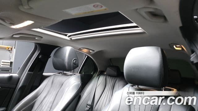 Mercedes-Benz E-Class 2018 — Şəkil 4/20