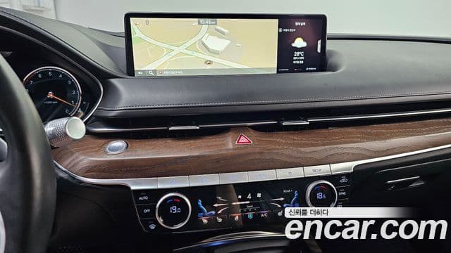 Genesis G80 2020 — ფოტო 30/31