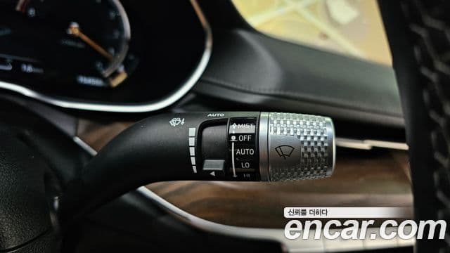 Genesis G80 2020 — ფოტო 31/31