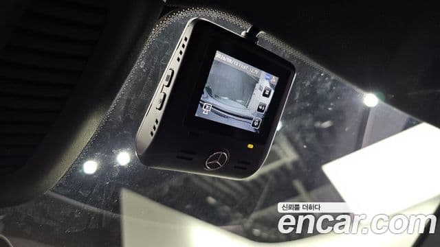 Mercedes-Benz E-Class 2018 — ფოტო 5/36