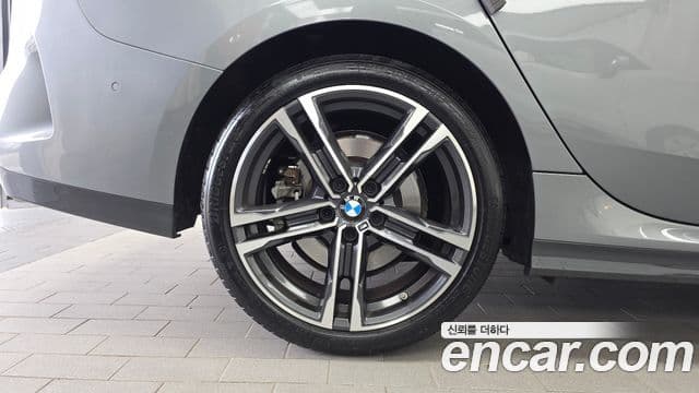 BMW 2 Series Gran Coupe 2024 — Photo 12/33