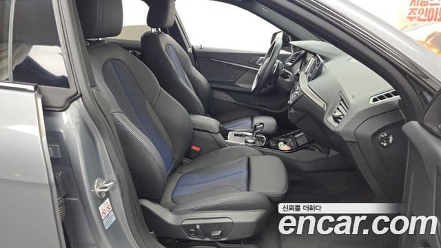 BMW 2 Series Gran Coupe 2024 — Photo 27/33