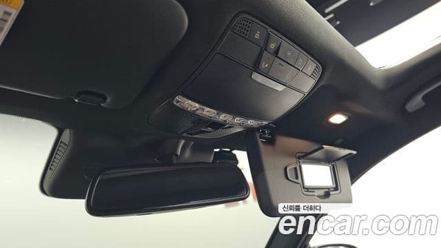 Mercedes-Benz GLC-Class 2019 — Şəkil 2/34