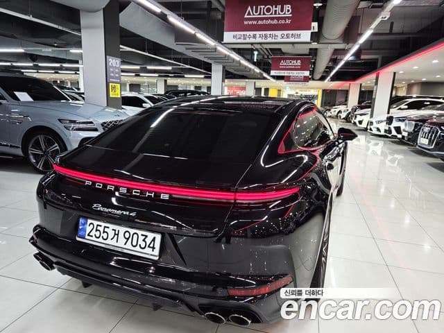 Porsche Panamera 2024 — ფოტო 8/20
