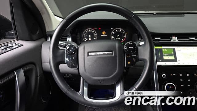 Land Rover Discovery Sport 2020 — Фото 13/20