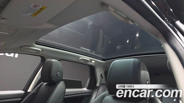 Land Rover Discovery Sport 2020 — Фото 18/20