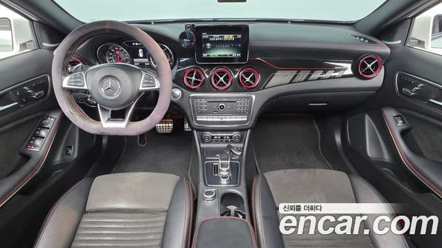 Mercedes-Benz GLA-Class 2018 — ფოტო 22/33