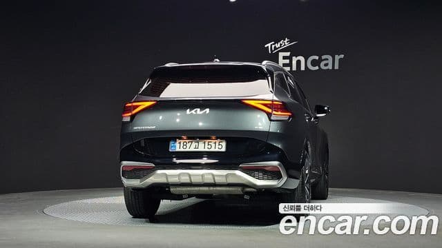 Kia Sportage 2022 — Фото 4/20