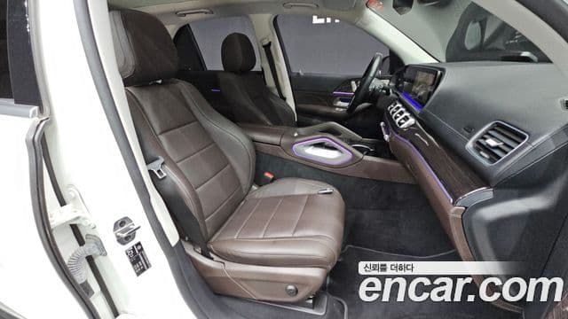Mercedes-Benz GLE-Class 2022 — ფოტო 13/37