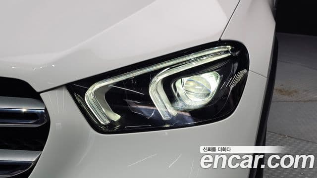 Mercedes-Benz GLE-Class 2022 — ფოტო 5/37