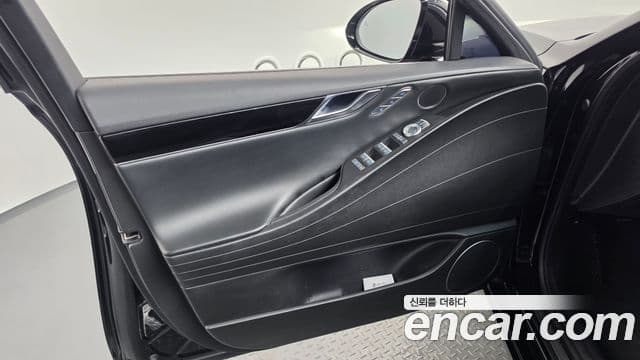 Genesis G80 2021 — Photo 17/34