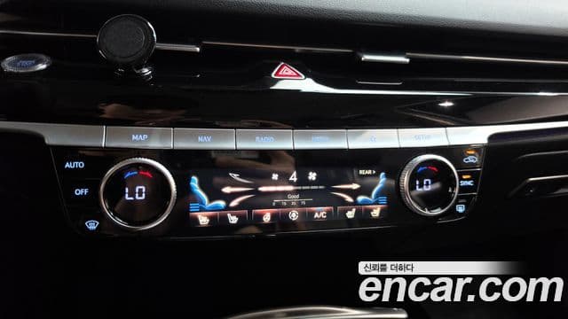 Genesis G80 2021 — Photo 32/34