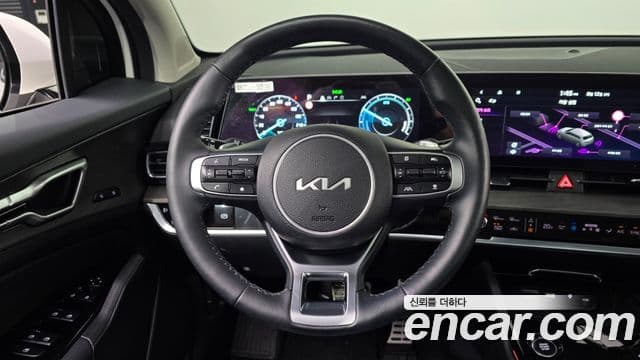 Kia Sportage 2023 — Фото 13/20