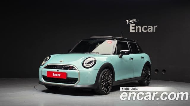 Mini Cooper S 2025 — Фото 1/20