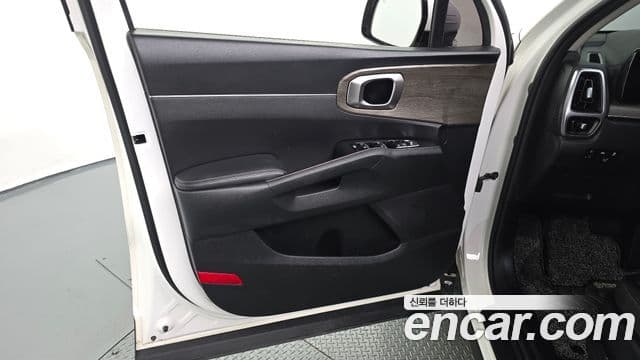 Kia Sorento 2020 — Şəkil 16/33