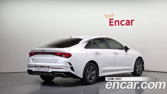 Kia K5 2022 — Şəkil 25/30