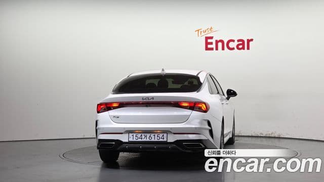 Kia K5 2022 — Şəkil 7/30