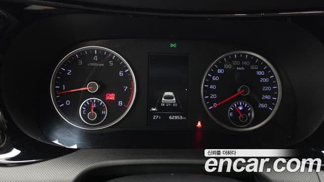 Kia K5 2022 — Şəkil 10/30