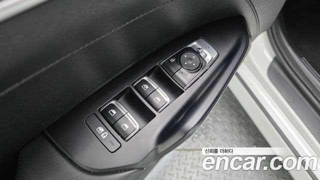 Kia K5 2022 — Şəkil 17/30