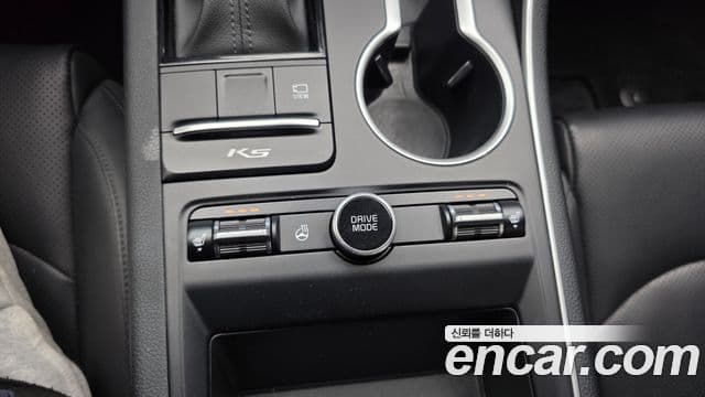 Kia K5 2022 — Şəkil 11/30