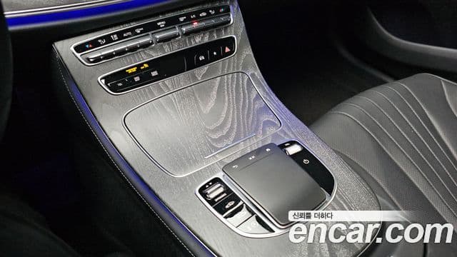 Mercedes-Benz CLS-Class 2021 — Фото 17/20