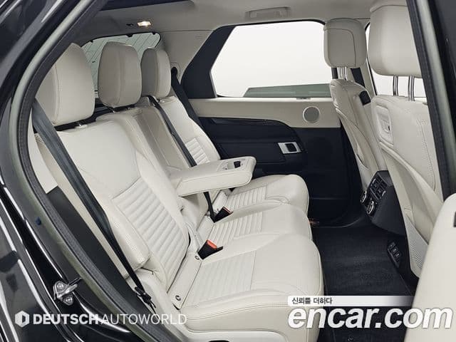 Land Rover Discovery 5 2022 — ფოტო 9/20